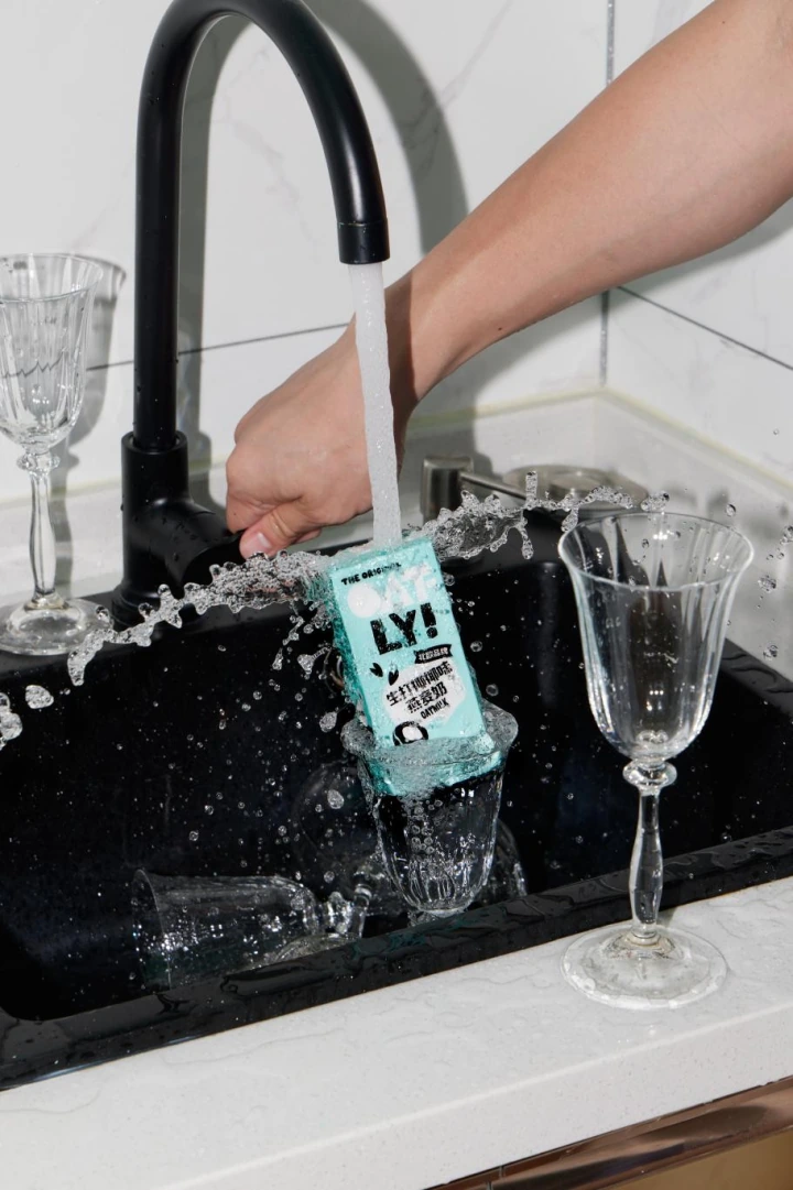 OATLY — Still Life & Lifestyle — 14